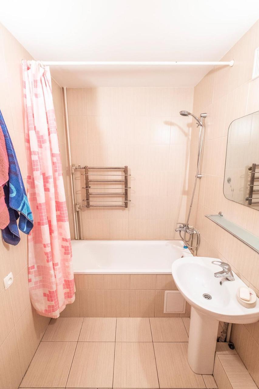 Apartment On Polevaya 44/12 Bohuslav Екстериор снимка