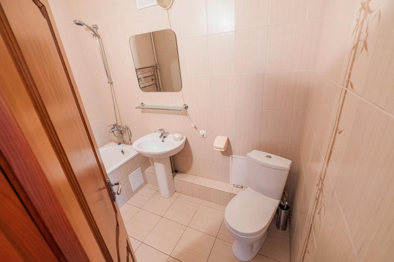 Apartment On Polevaya 44/12 Bohuslav Екстериор снимка