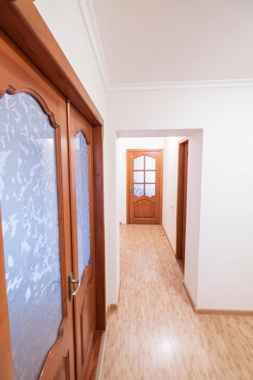 Apartment On Polevaya 44/12 Bohuslav Екстериор снимка